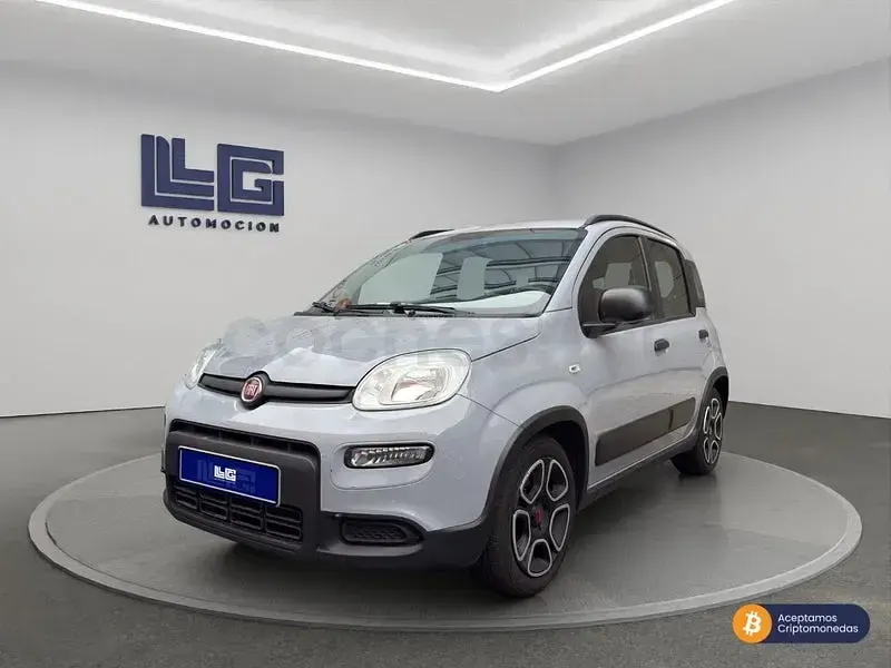 Usado Fiat Panda 70 CV (51 kW) 2022 Gris Utilitario