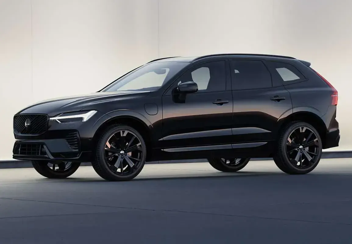 Usado Volvo XC60 Core 197 CV (144 kW) 2022 Negro SUV