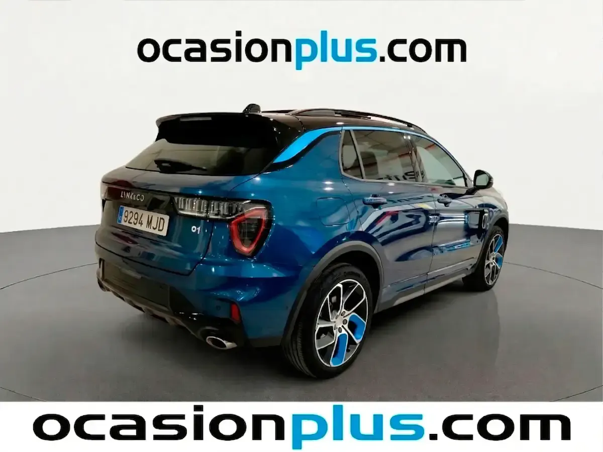 Usado Lynk & Co 01 261 CV (191 kW) 2023 Blanco SUV