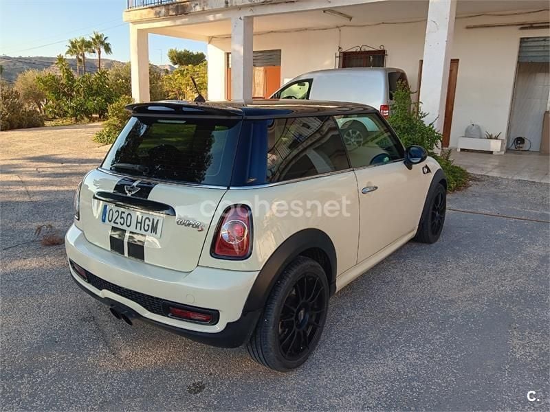 Usado Mini Cooper S 184 CV (135 kW) 2011 Beige Utilitario