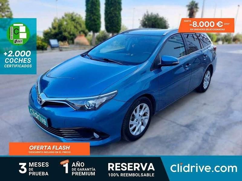 Azul Usado 2015 Toyota Auris Touring Sports Active Familiar | 8590 € - Imagen 1/4