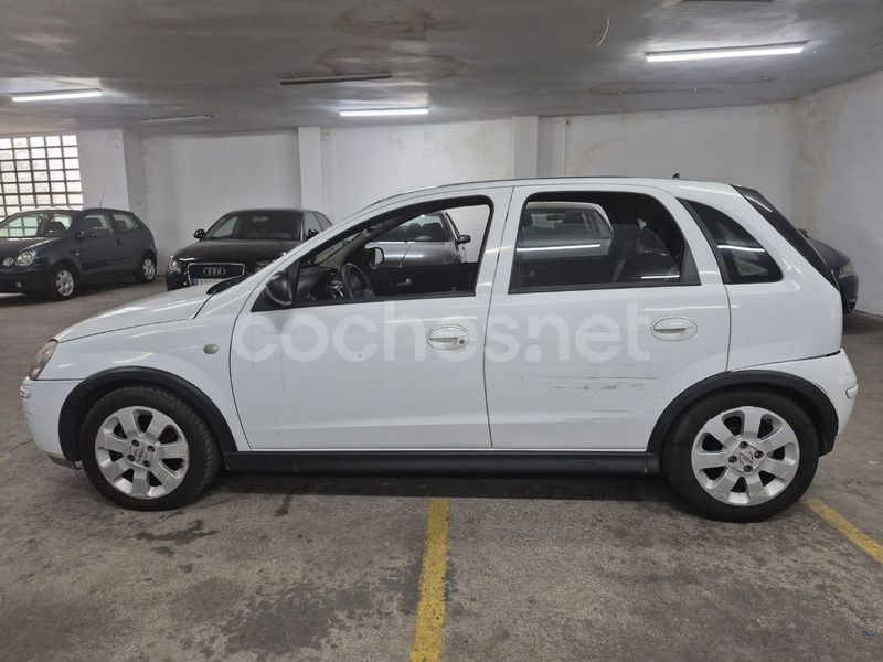 Blanco Usado 2006 Opel Corsa Enjoy Berlina | 2190 € (Super precio) - Imagen 1/4