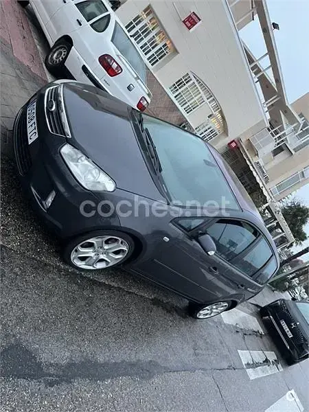 Usado Ford C-MAX S 136 CV (100 kW) 2007 Granate Monovolumen