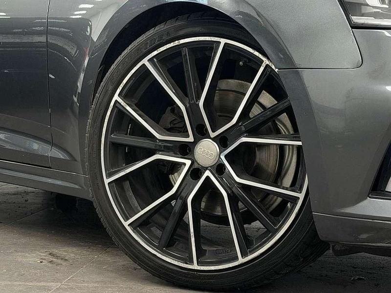 Usado Audi A5 Sportback S-Line 190 CV (139 kW) 2019 Gris Utilitario