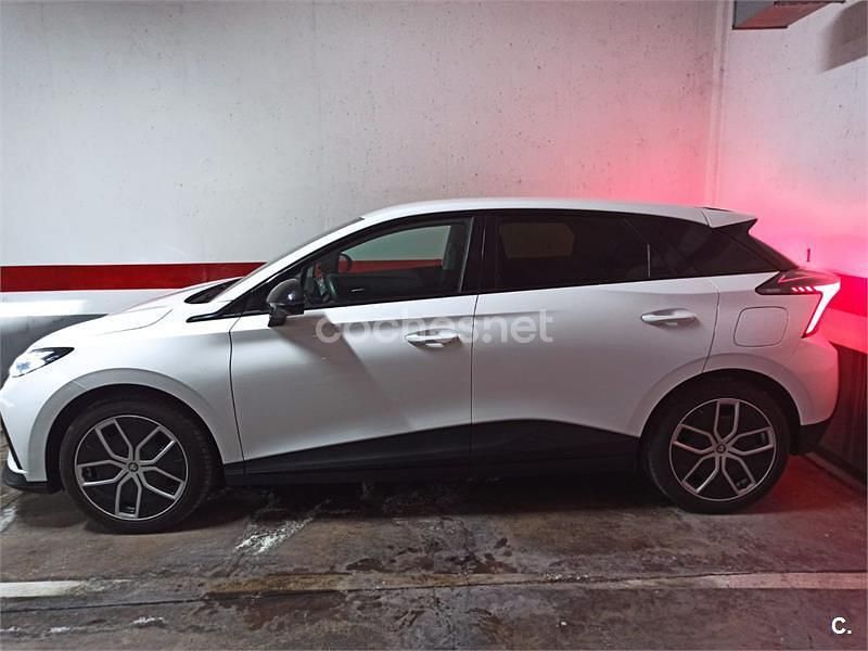 Usado MG MG4 EV Luxury 2024 Eléctrico Citadino