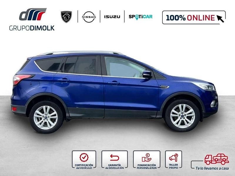 Usado Ford Kuga Trend+ 150 CV (110 kW) 2018 Azul SUV