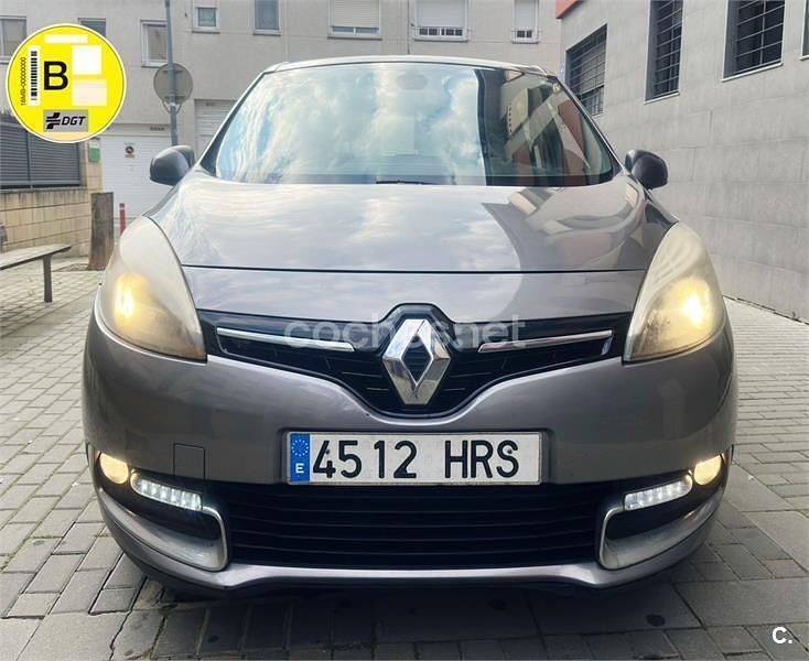 Usado Renault Grand Scénic III Dynamique 110 CV (80 kW) 2013 Gris / plata Monovolumen