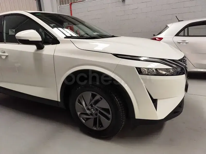 Usado Nissan Qashqai Acenta 140 CV (102 kW) 2022 Blanco SUV
