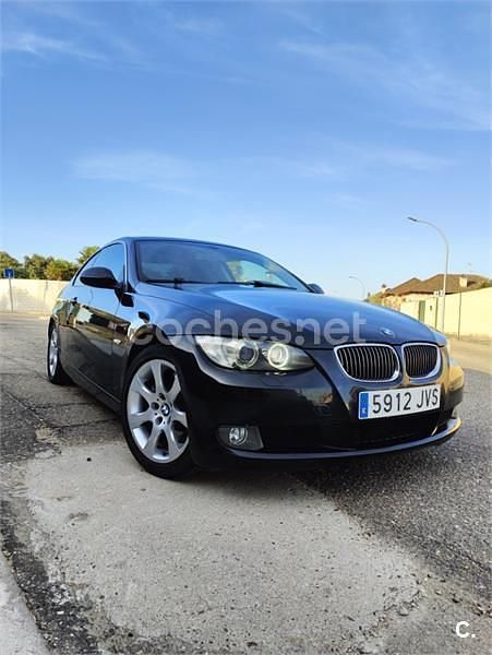 Negro Usado 2006 BMW 330 Coupe | 14.500 € (Precio justo) - Imagen 1/4