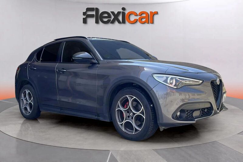 Gris Usado 2019 Alfa Romeo Stelvio SUV | 21.490 € (Caro) - Imagen 1/4
