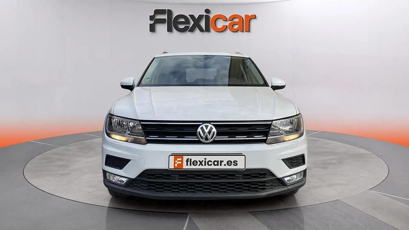 Käytetty VW Tiguan Sportline 180 HP (132 kW) 2017 Valkoinen Katumaasturi