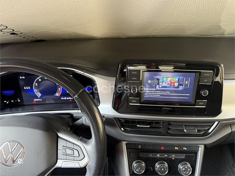 Usado VW T-Roc Life 110 CV (80 kW) 2022 Azul SUV