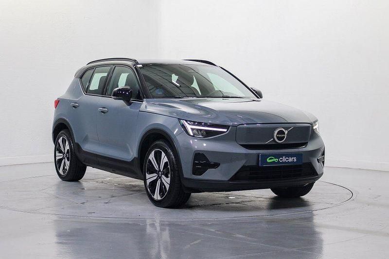 Usado Volvo XC40 Core 169 kW (231 CV) 2022 Eléctrico SUV