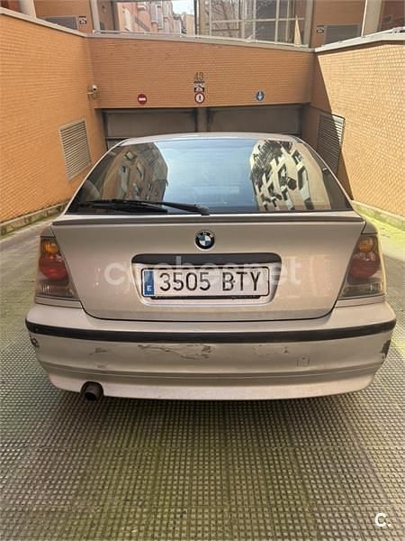 Usado BMW 318 143 CV (105 kW) 2002 Gris / plata Berlina