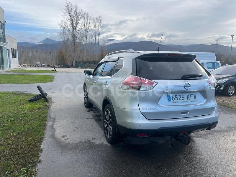 Usado Nissan X-Trail N-Connecta 130 CV (95 kW) 2017 Gris / plata SUV