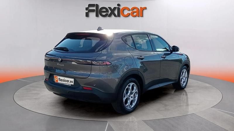 Usado Alfa Romeo Tonale Sprint 131 CV (96 kW) 2023 Gris SUV