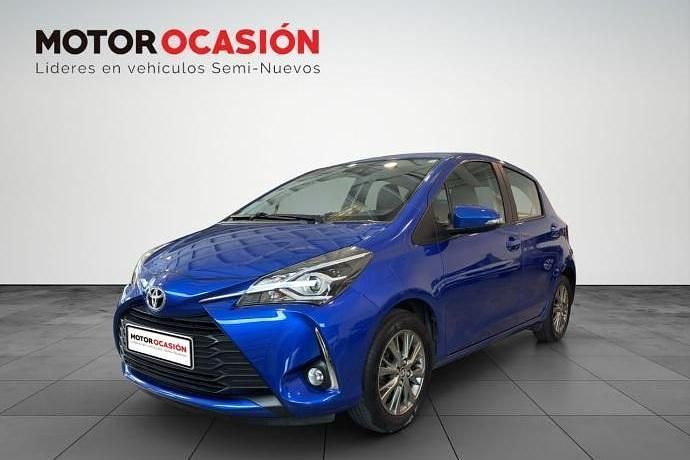 Usado Toyota Yaris Active 100 CV (73 kW) 2017