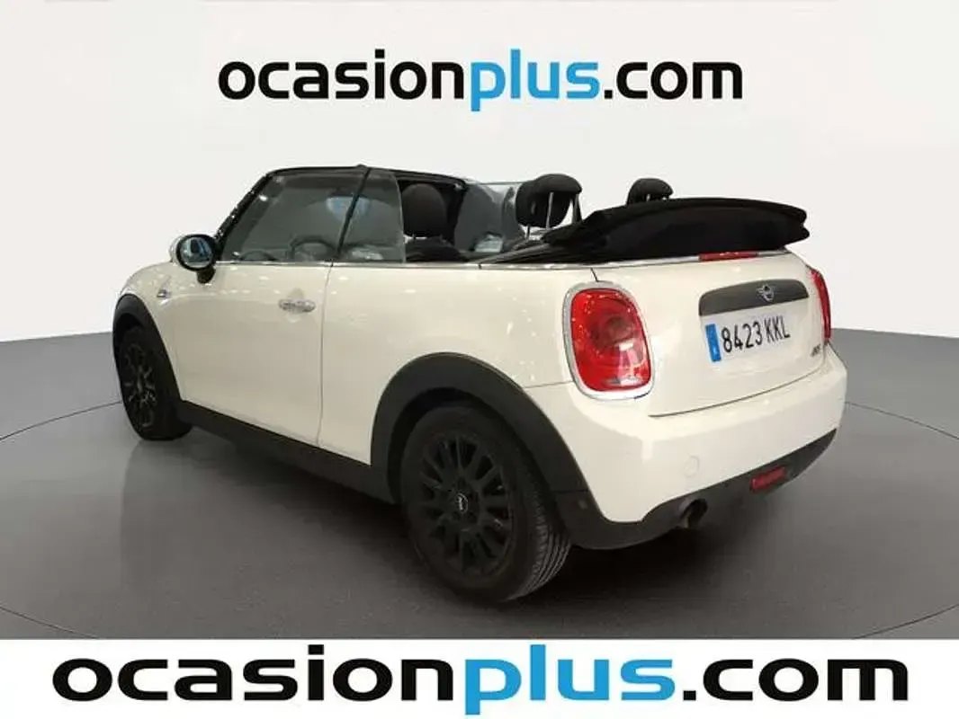 Usado Mini One Cabriolet 102 CV (75 kW) 2018 Blanco Descapotable