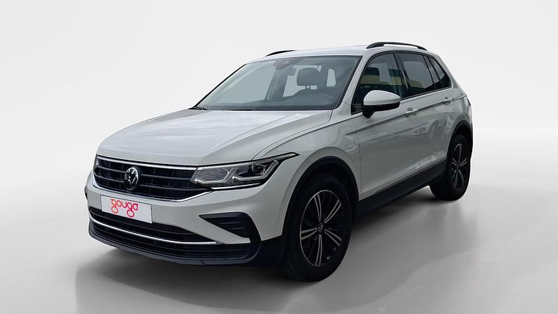 Usado VW Tiguan Life 150 CV (110 kW) 2022 Blanco SUV
