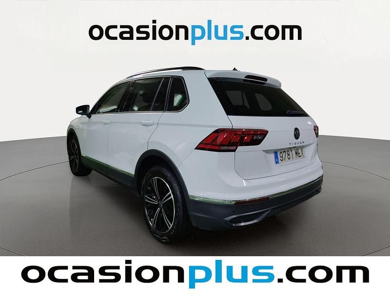 Usado VW Tiguan Life 245 CV (180 kW) 2023 Blanco SUV
