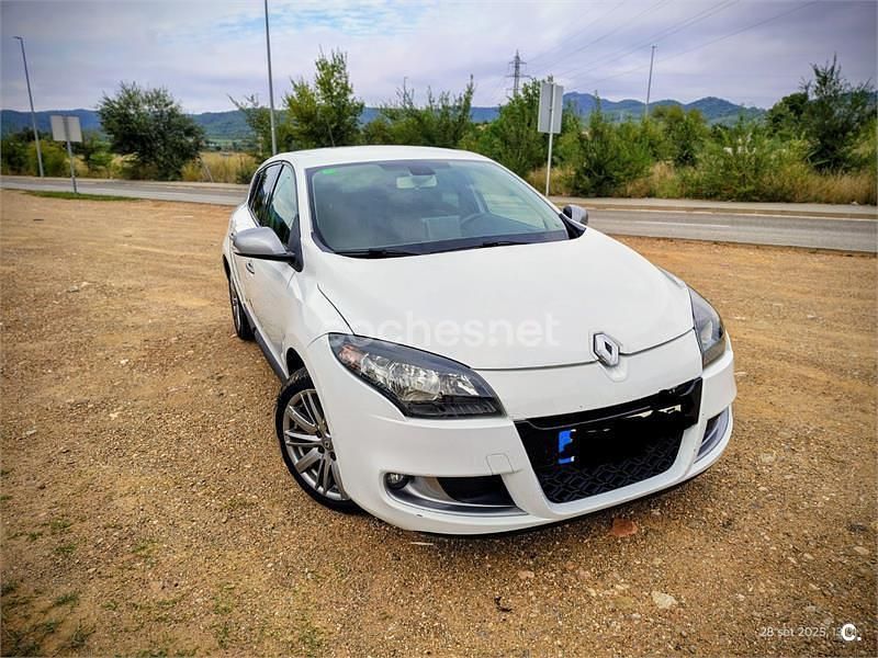 Usado Renault Mégane 110 CV (80 kW) 2011 Blanco Berlina