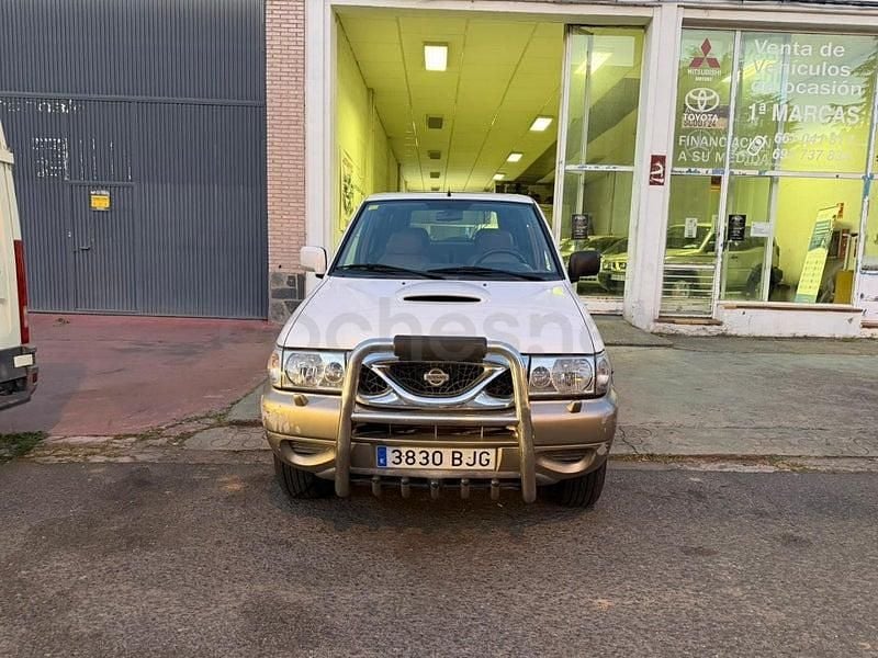 Occasion Nissan Terrano 125 ch (91 kW) 2001 Blanc SUV