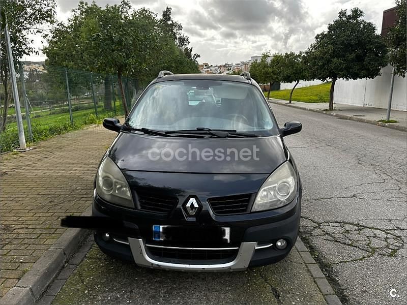 Usado Renault Scénic II 130 CV (95 kW) 2008 Negro Monovolumen