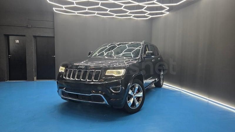 Usado Jeep Grand Cherokee Overland 250 CV (183 kW) 2015 Negro SUV