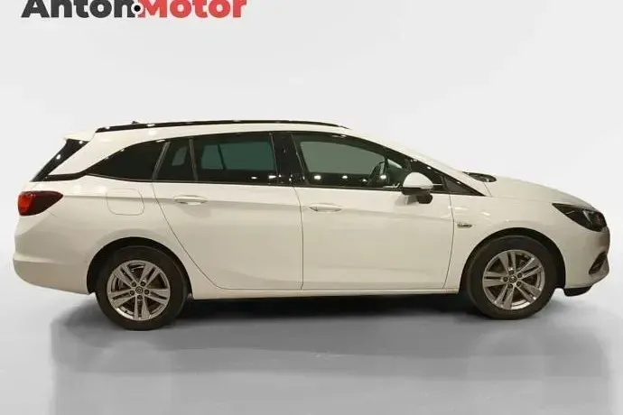 Usado Opel Astra Edition 110 CV (80 kW) 2021