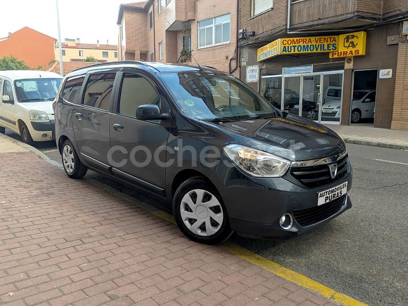Gris / plata Usado 2014 Dacia Lodgy Lauréate Monovolumen | 12.800 € (Caro) - Imagen 1/4