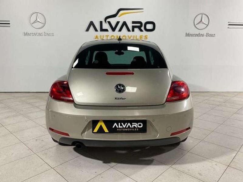 Usado VW Beetle Design 105 CV (77 kW) 2016 Beige Utilitario