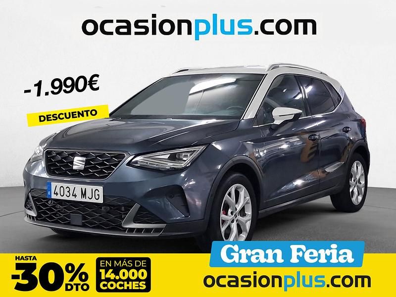 Gris Usado 2023 Seat Arona FR SUV | 21.900 € (Precio justo) - Imagen 1/4