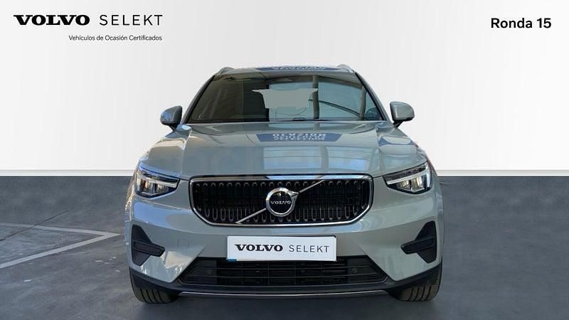 Usado Volvo XC40 Core 163 CV (119 kW) 2025 Gris / plata SUV