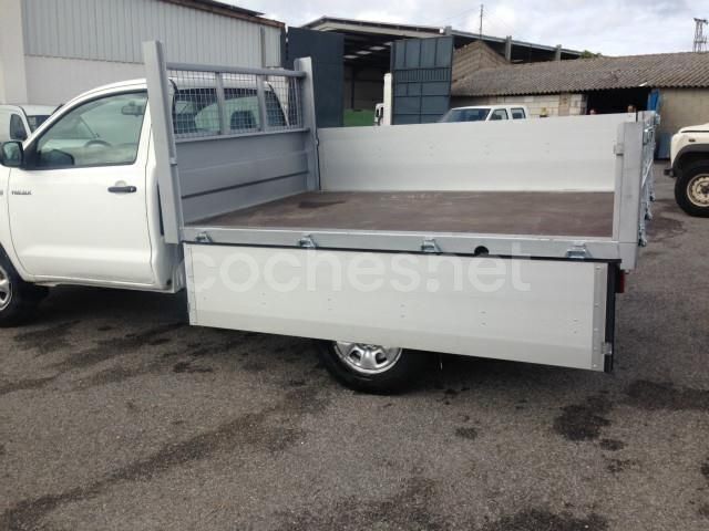 Usado Toyota HiLux 144 CV (105 kW) 2015 Blanco Recogida