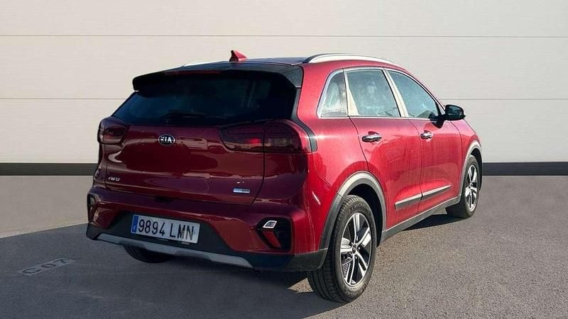 Usado Kia Niro 143 CV (105 kW) 2021 Rojo SUV