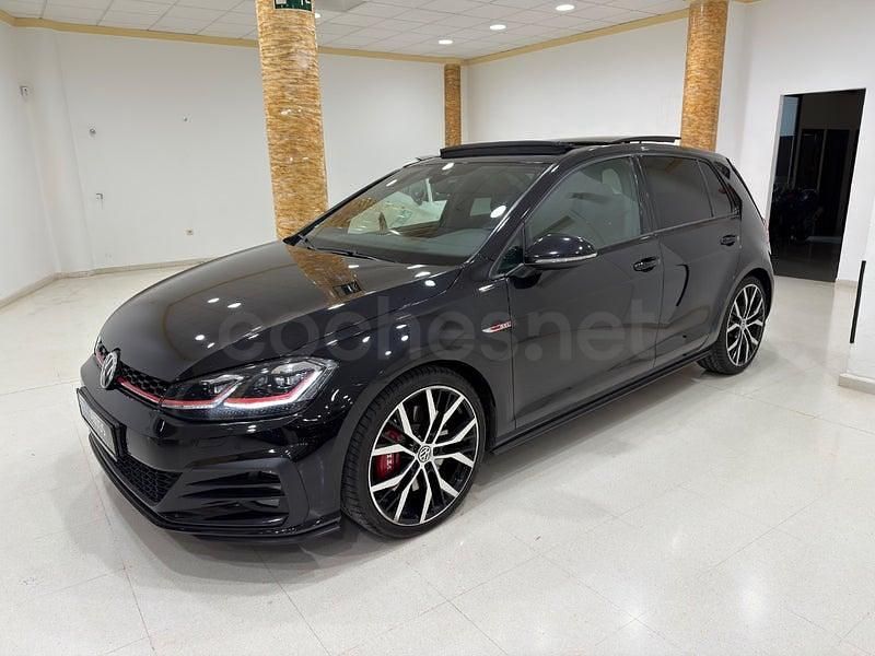 Usado VW Golf VII GTI 245 CV (180 kW) 2019 Negro Berlina