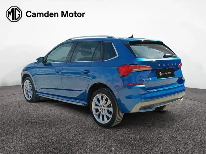 Usado Skoda Kamiq Ambition 150 CV (110 kW) 2022 Azul SUV