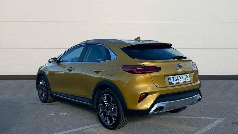 Usado Kia XCeed 141 CV (103 kW) 2021 Amarillo SUV