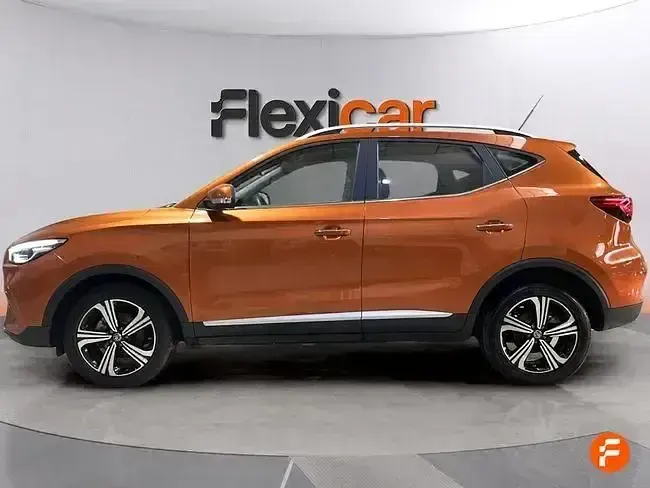 Usado MG ZS Comfort 116 CV (85 kW) 2025 Naranja SUV