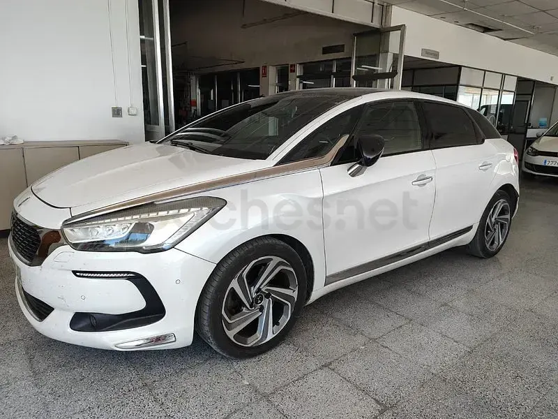 Usado DS Automobiles DS5 Performance 181 CV (133 kW) 2016 Blanco Utilitario