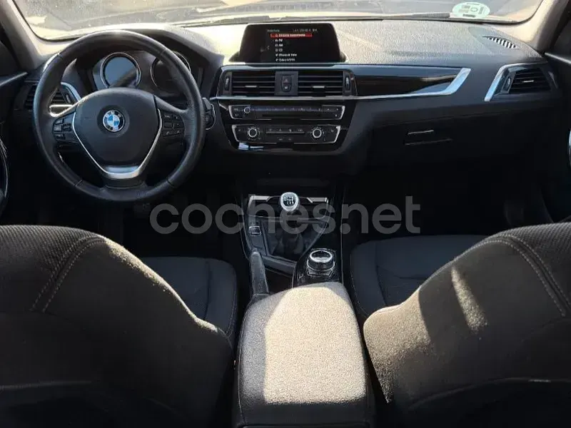 Usado BMW 116 116 CV (85 kW) 2018 Gris / plata Utilitario