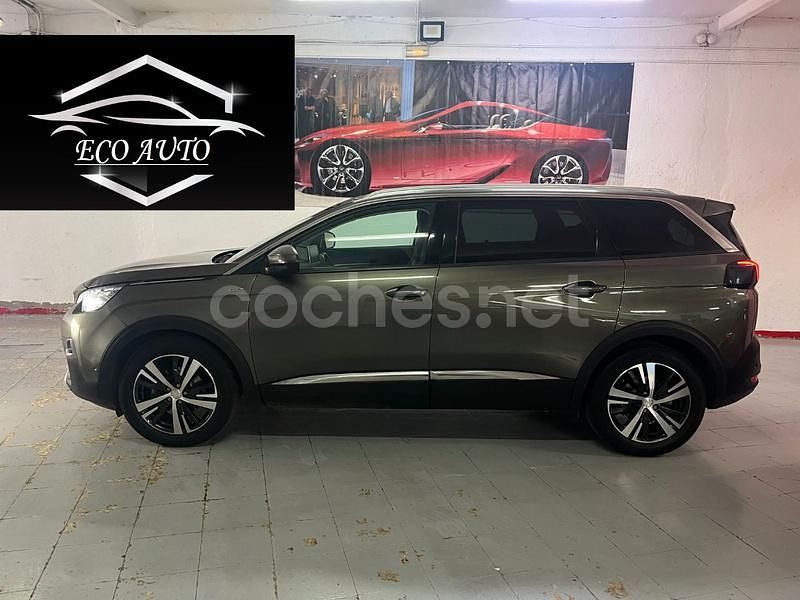 Usado Peugeot 5008 Allure 130 CV (95 kW) 2019 Verde SUV