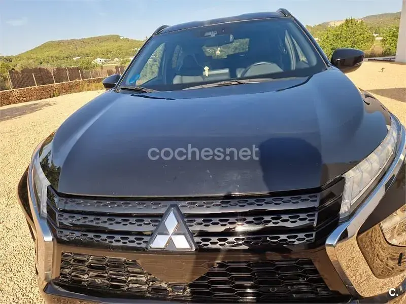 Usado Mitsubishi Eclipse Cross Motion 188 CV (138 kW) 2022 Negro SUV