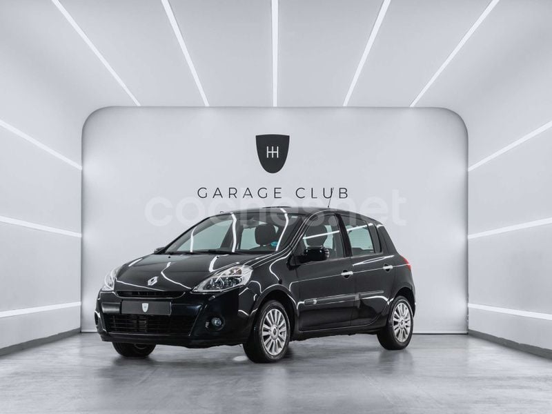 Negro Usado 2011 Renault Clio II Expression Berlina | 5999 € (Precio justo) - Imagen 1/4
