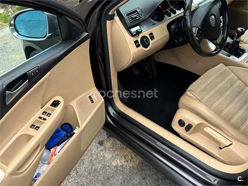 Brugt VW Passat Highline 140 HK (102 kW) 2008 Sort Stationcar