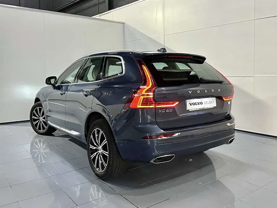 Usado Volvo XC60 Inscription 340 CV (250 kW) 2020 Azul SUV