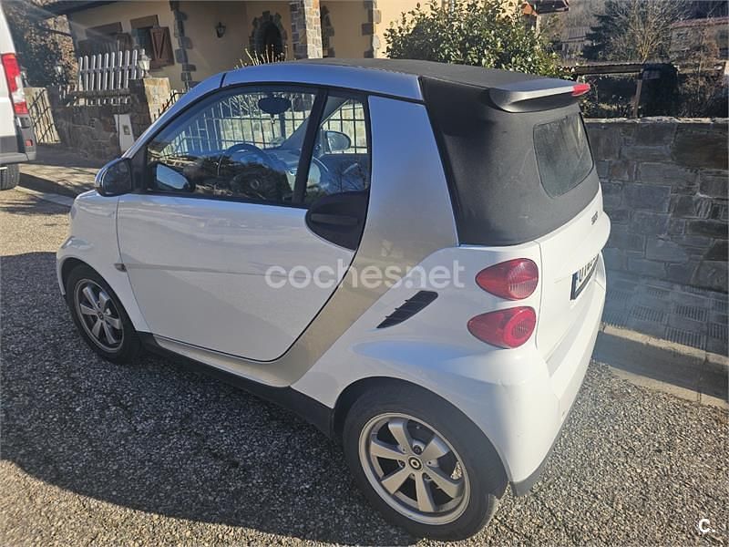 Usado Smart ForTwo Cabrio Passion 84 CV (61 kW) 2010 Blanco Descapotable