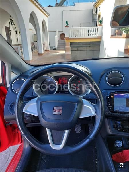 Rojo Usado 2009 Seat Ibiza SC Sport Utilitario | 5500 € (Buen precio) - Imagen 1/4