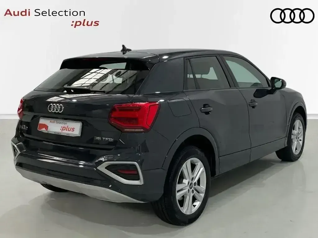 Usado Audi Q2 Advanced Plus 150 CV (110 kW) 2022 Gris SUV