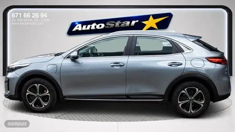 Usado Kia XCeed 141 CV (103 kW) 2023 Gris SUV